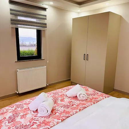 Villa Casa Bianca *